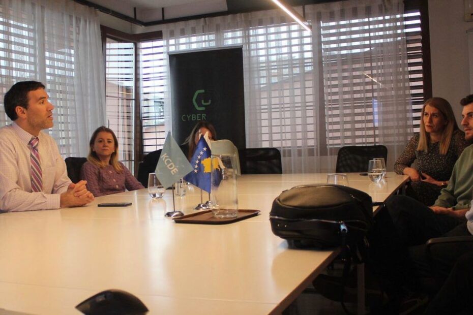 Fulbright-Specialist-Virtual-Learning-in-Kosovo3-930x620